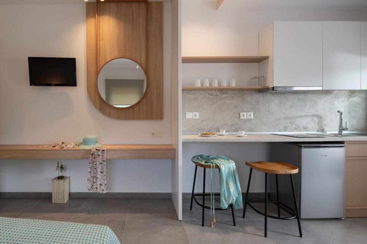 Asteras Hotel Сарти Экстерьер фото